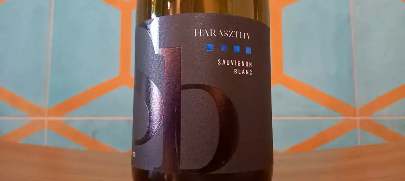 Haraszthy Pincészet: Sauvignon Blanc 2021 című cikk borítóképe