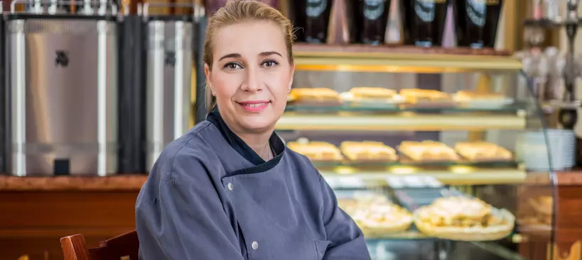 Egy békebeli cukrászda Budán című cikk borítóképe