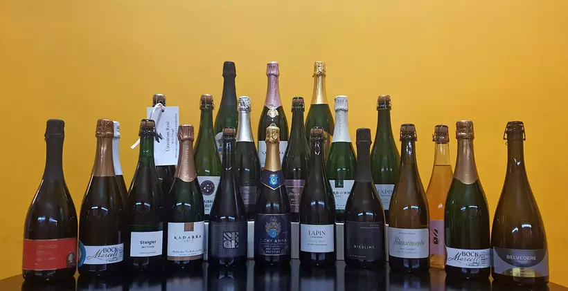 Pezsgőteszt 2025 című cikk borítóképe