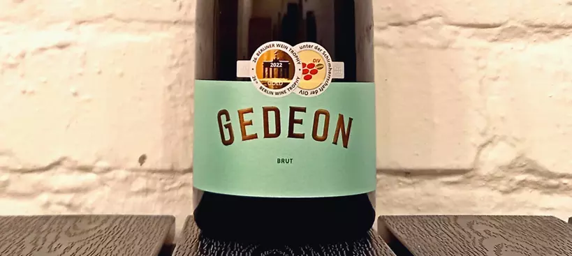Gedeon Birtok: Brut Pezsgő című cikk borítóképe