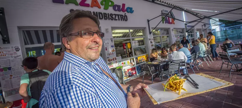 Lazulj a Palatinuson! című cikk borítóképe