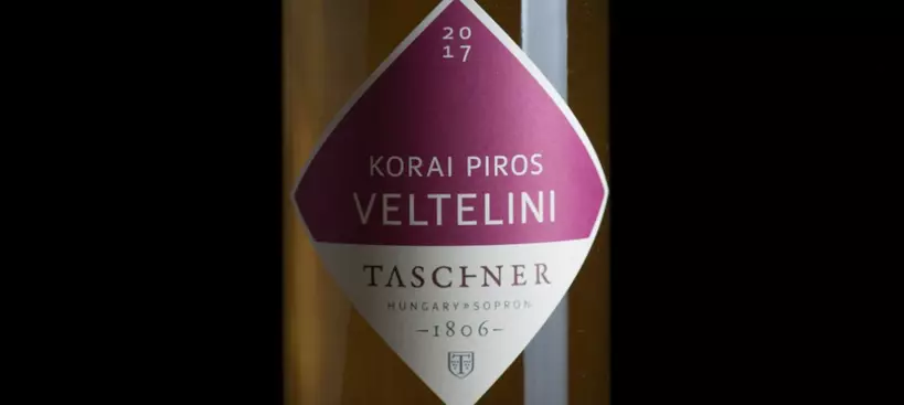 Taschner: Korai Piros Veltelini 2017 című cikk borítóképe