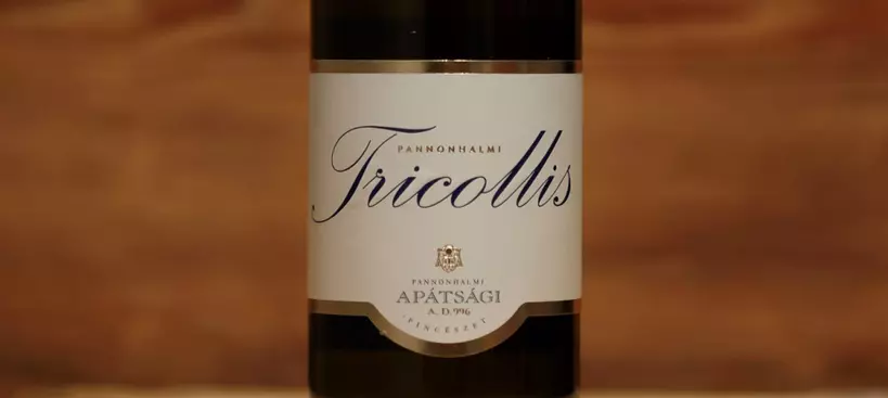 Pannonhalmi Apátsági Pincészet: Tricollis fehér 2016 című cikk borítóképe