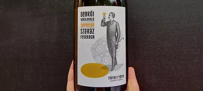 Tóth és Tóth Debrői Borok: Debrői Hárslevelű Superior 2019 című cikk borítóképe