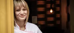 Próbálgatom a szárnyaimat című cikk borítóképe