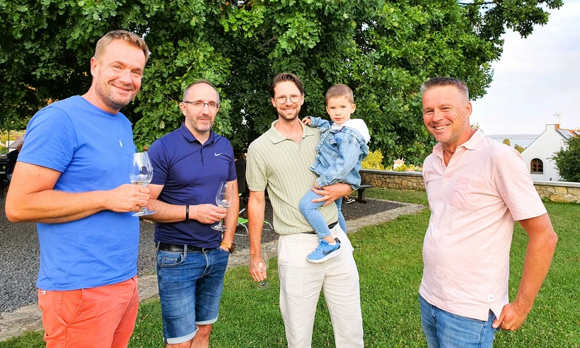 Balassa-Figula-Kiss csúcstalálkozó című cikk borítóképe