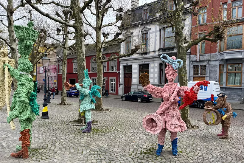 Egy aktív nap Maastrichtban című cikk borítóképe
