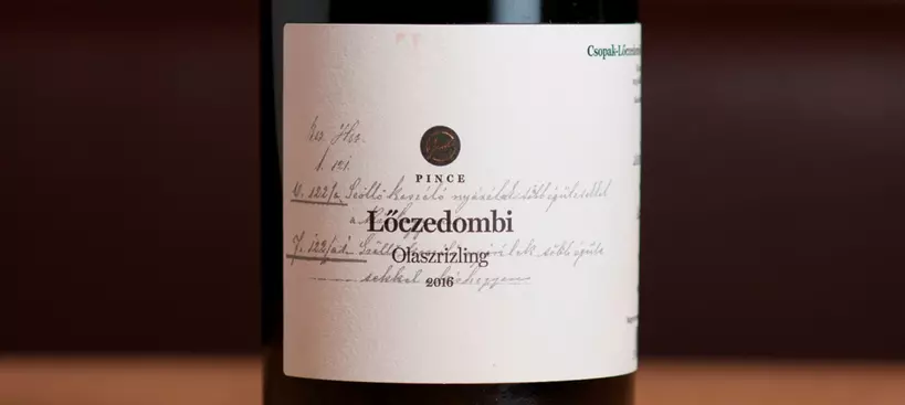 Jásdi Pince: Lőczedombi Olaszrizling 2016 című cikk borítóképe
