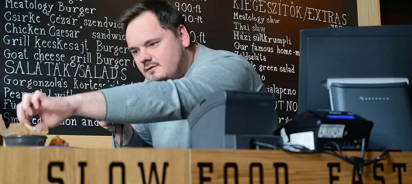 Nem vagyok romantikus alkat című cikk borítóképe