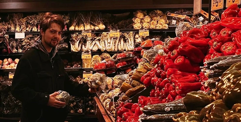 Alkimistának tartom magam című cikk borítóképe