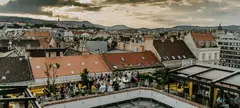 Újra egri borkóstoló Budapest felett! című cikk borítóképe